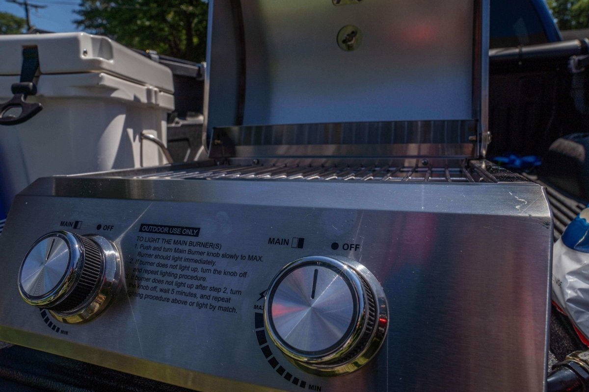 13742 | Stainless Tabletop Propane Gas Grill - thewrightstore