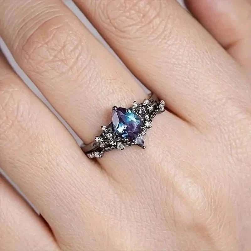 2 - Piece Set: Gothic Black & Golden Engagement Ring Set with Pear - Shaped Cubic Zirconia - thewrightstore