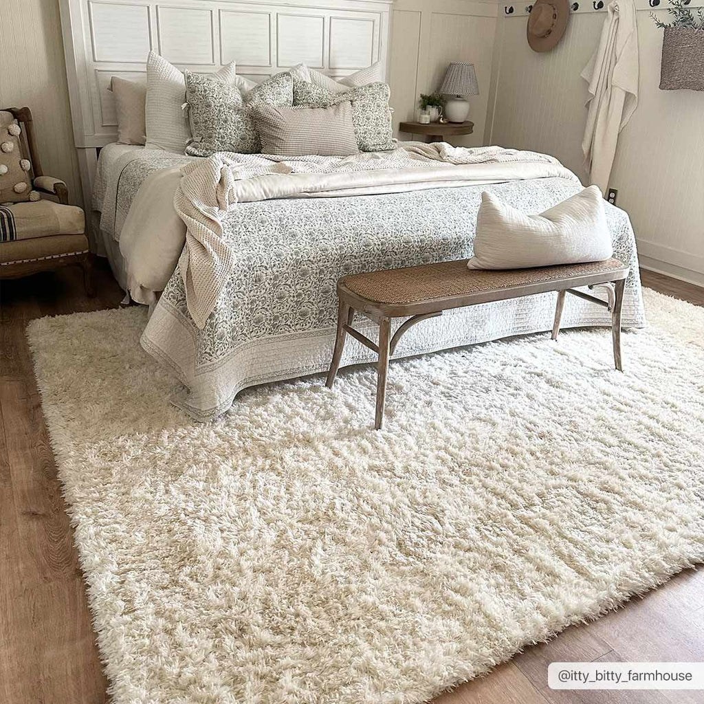 Siari Solid Cream Plush Rug - thewrightstore