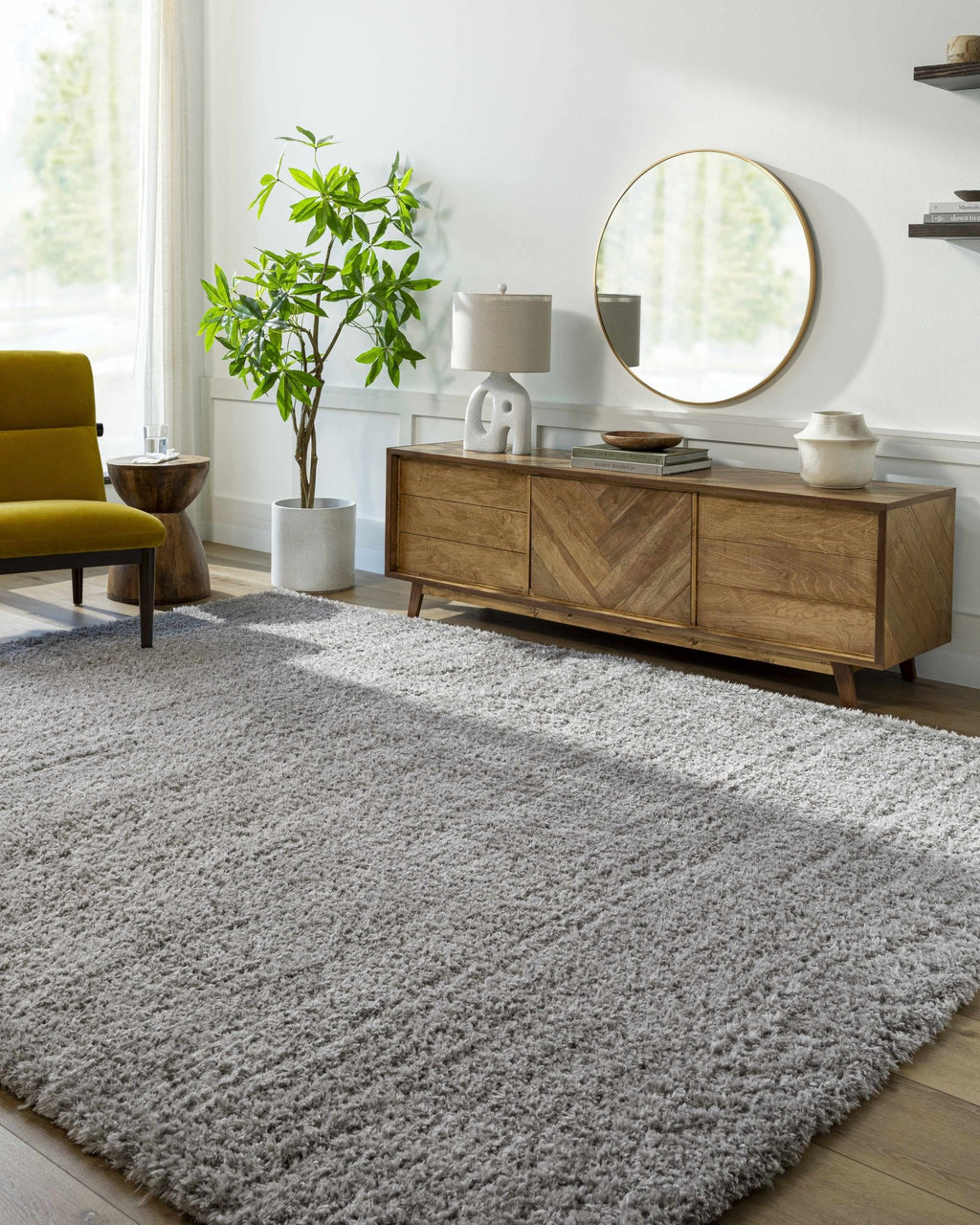 Siari Solid Medium Gray Shag Rug - thewrightstore