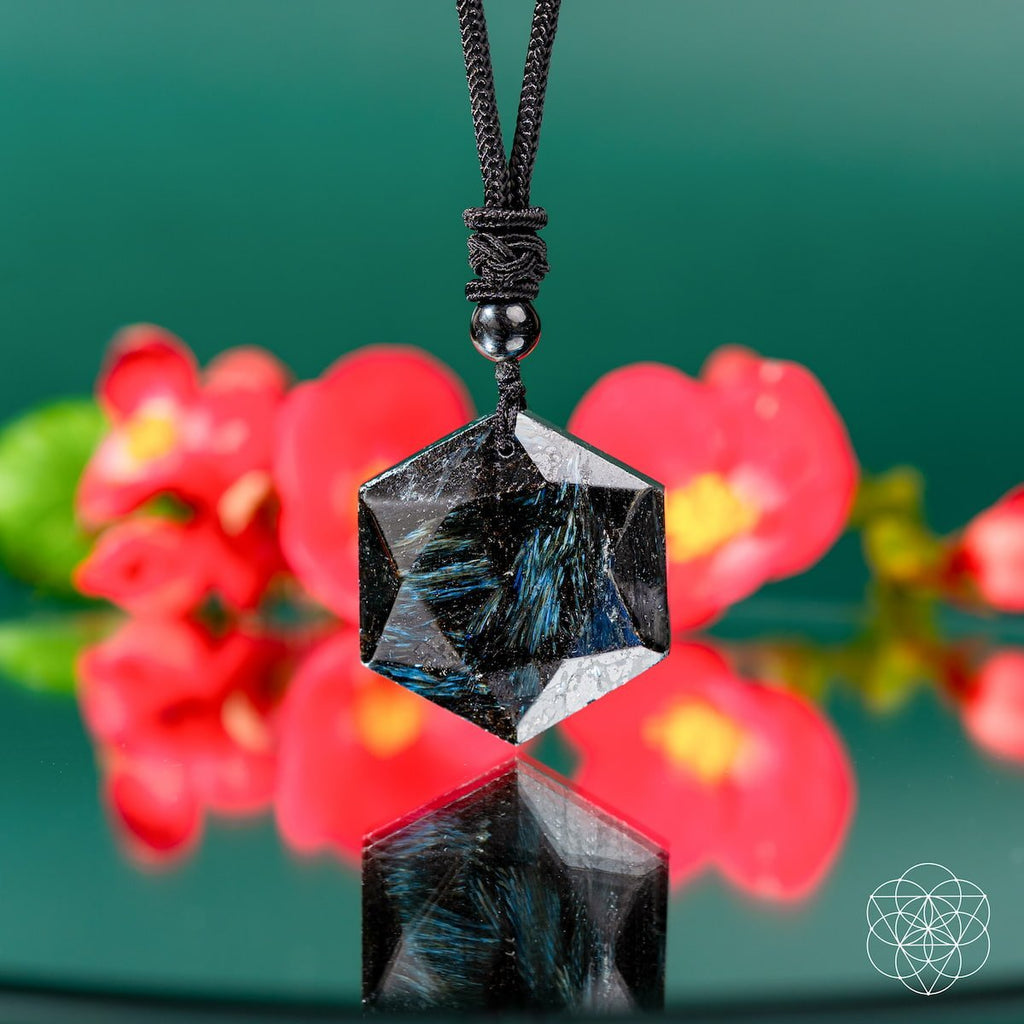The Arfvedsonite Deep Healing Pendant - thewrightstore