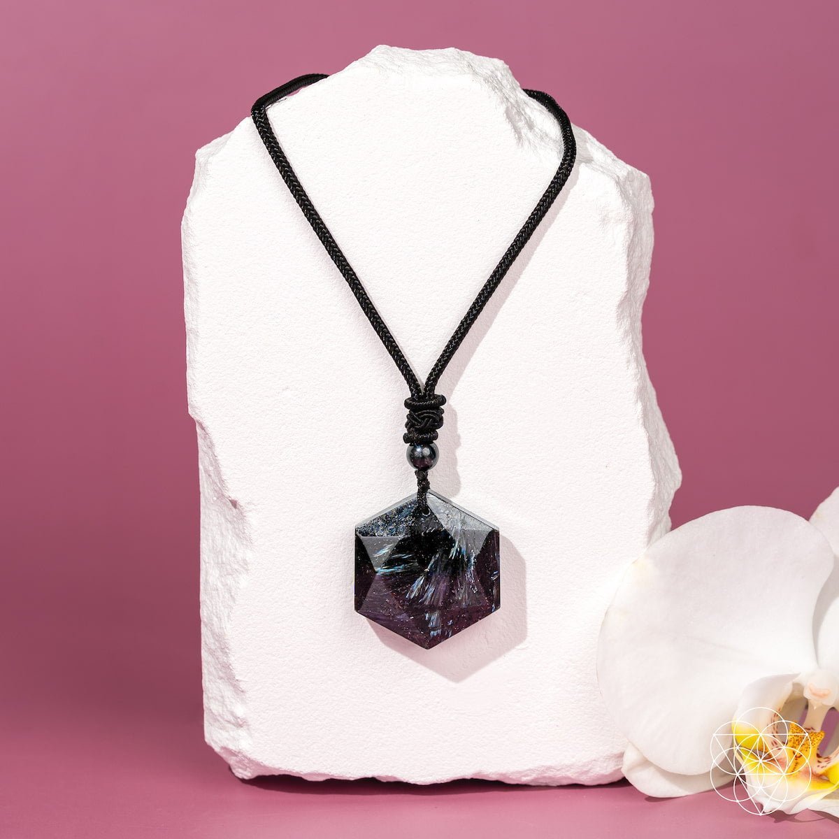 The Arfvedsonite Deep Healing Pendant - thewrightstore