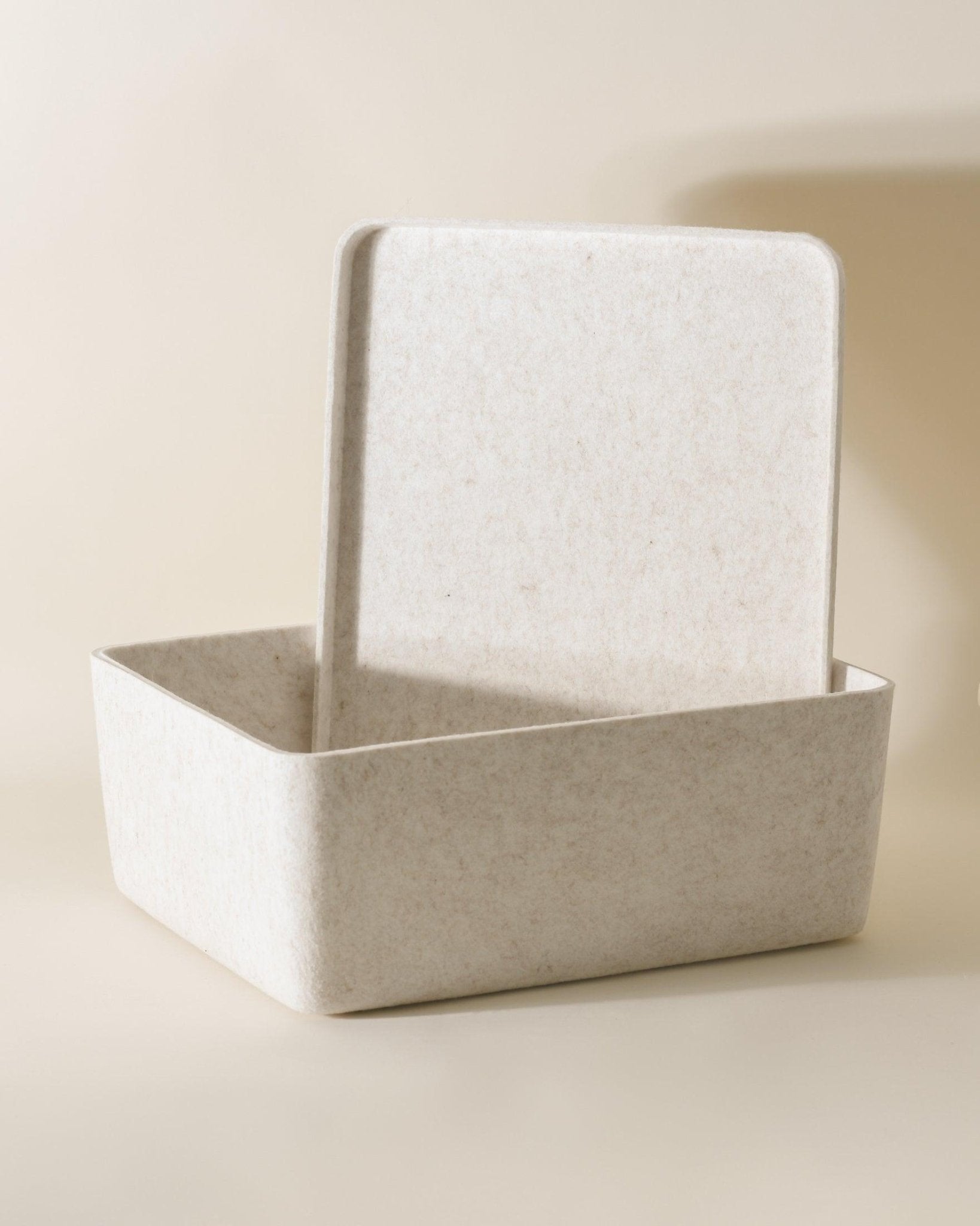 The Sculpted Bin - Large with Lid - thewrightstore