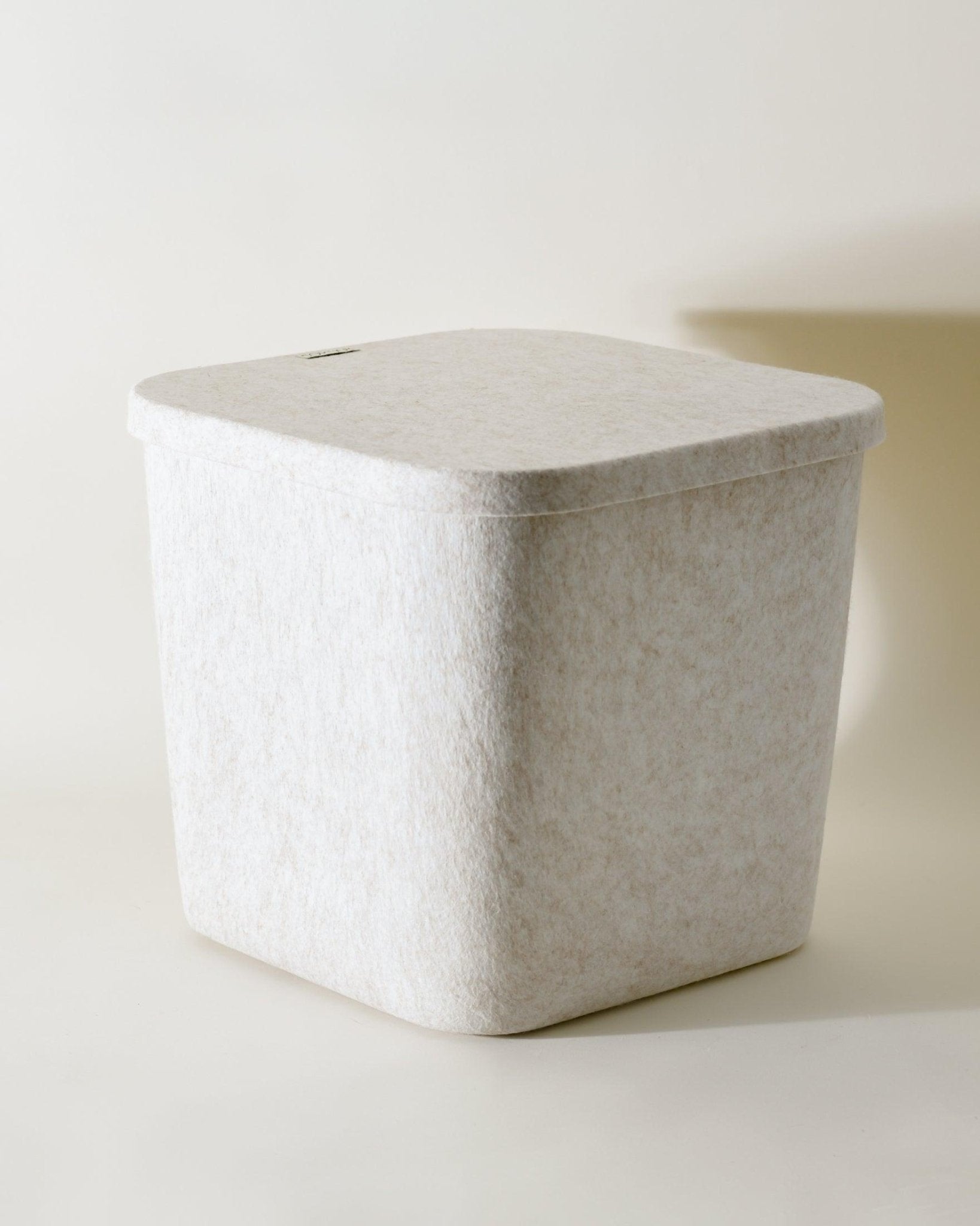 The Sculpted Bin - Original with Lid - thewrightstore