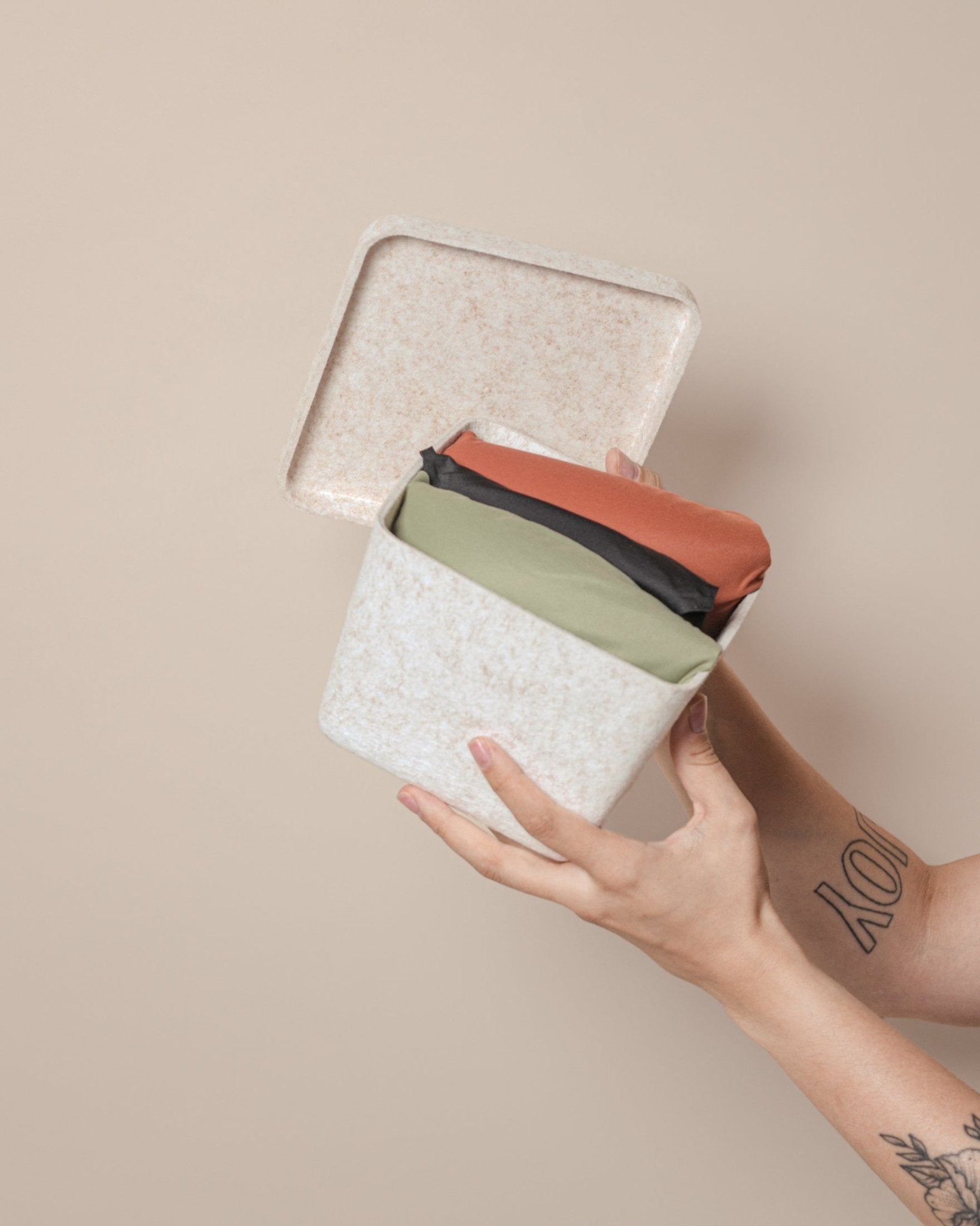 The Sculpted Bin - Petite with Lid - thewrightstore