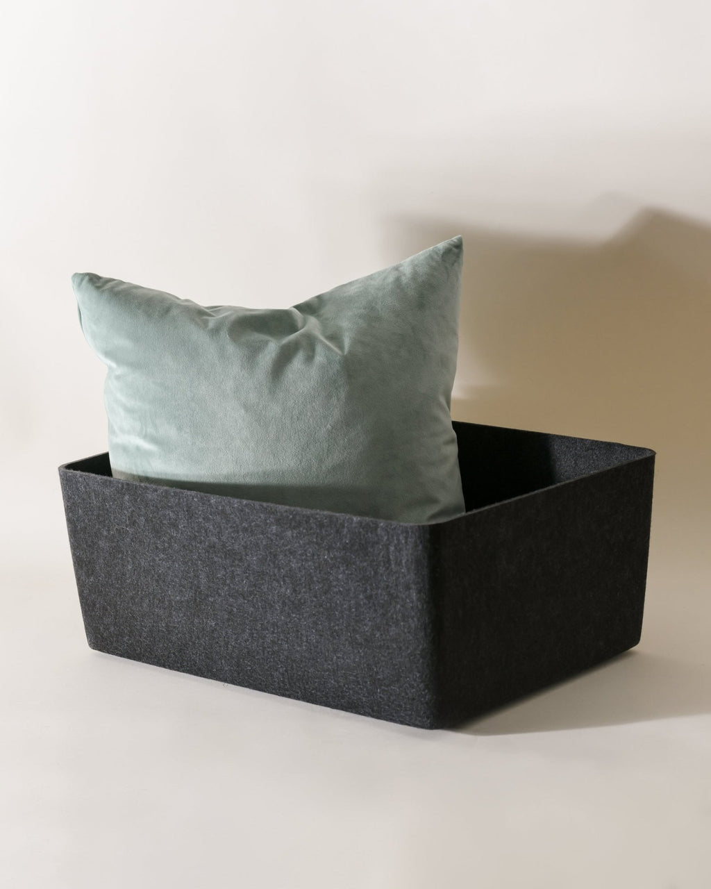 The Sculpted Bin - XL with Lid - thewrightstore