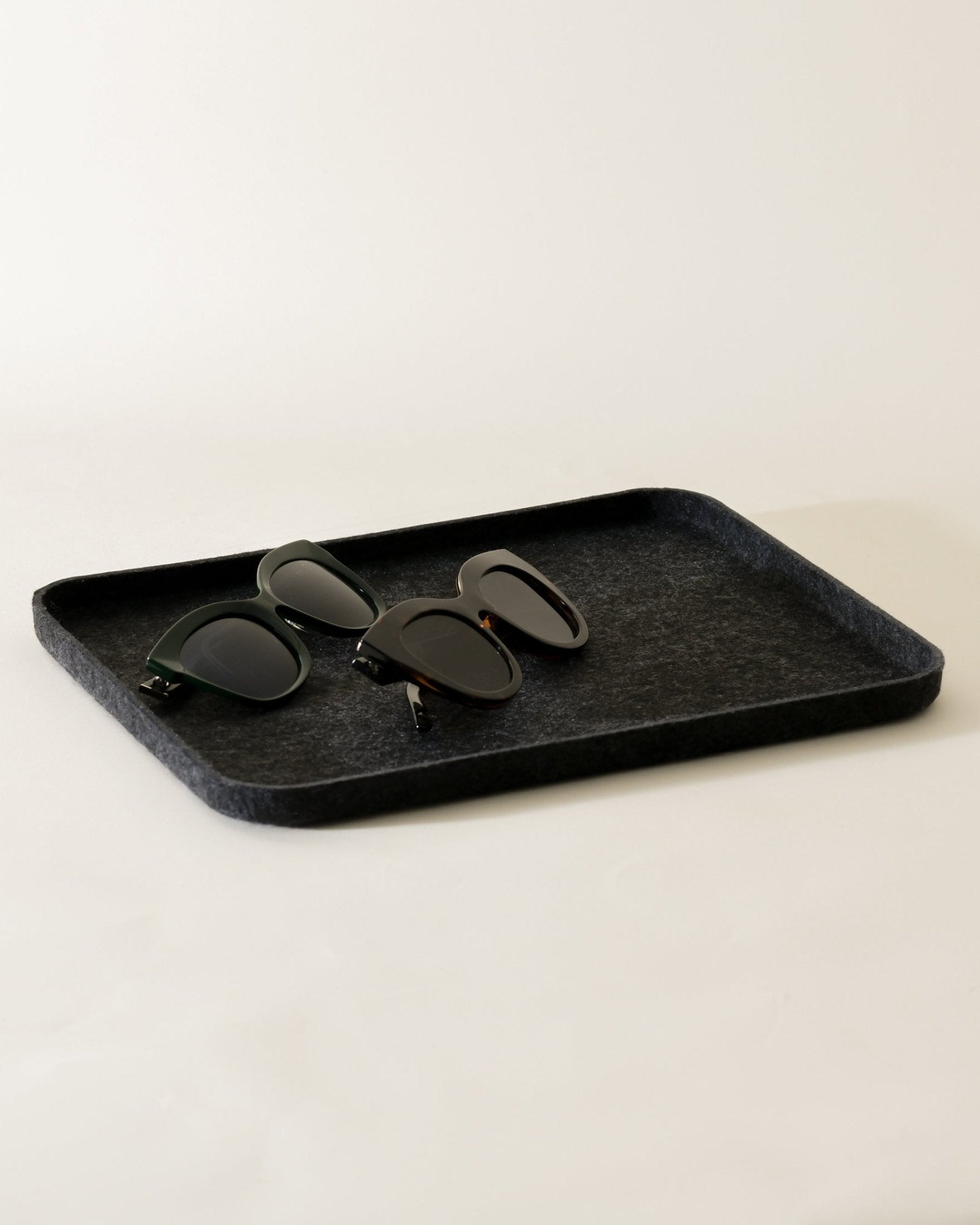 The Wide Tray | Sculpted Wide Lid - thewrightstore