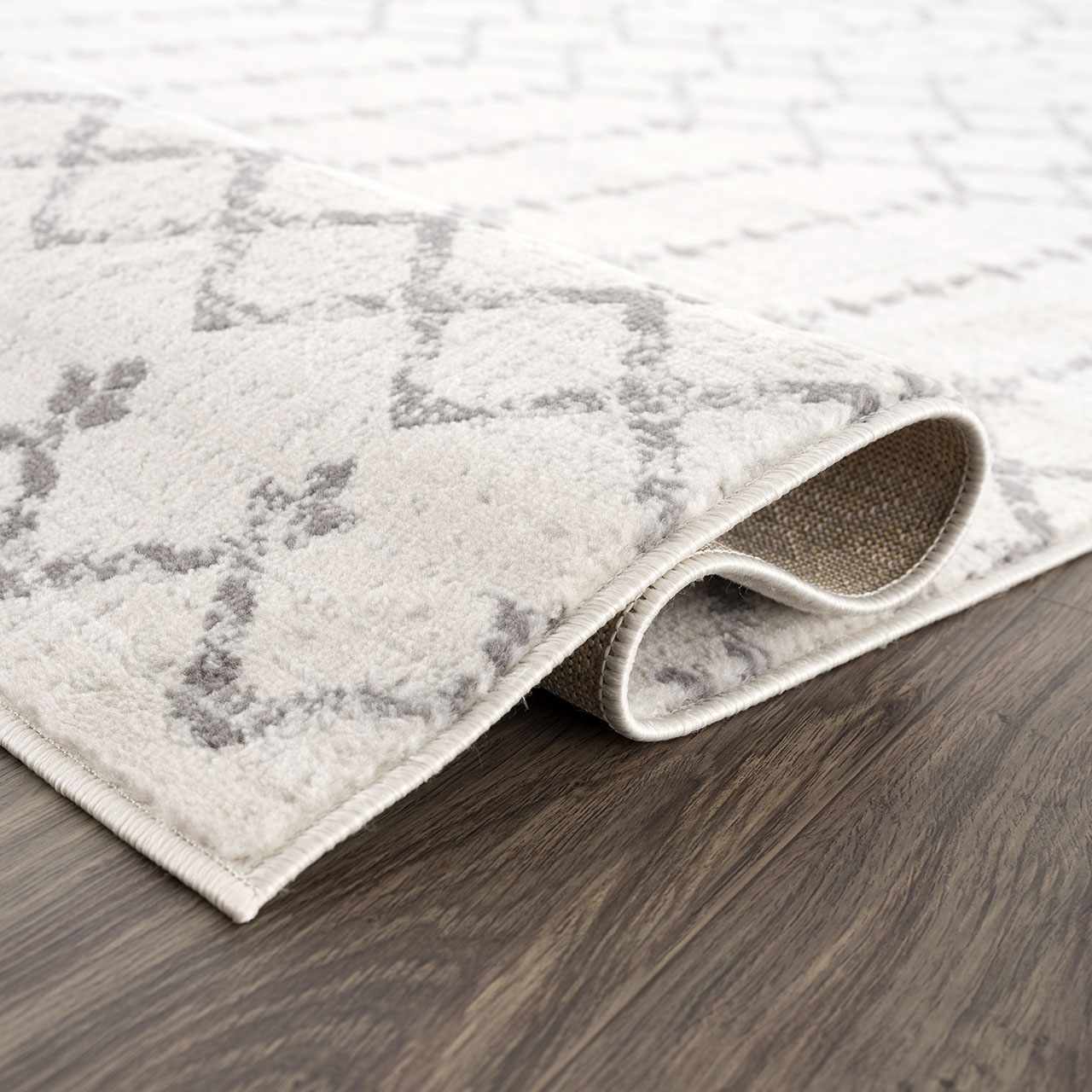 Tigri Aztec 2310 Ivory Rug - Clearance - thewrightstore