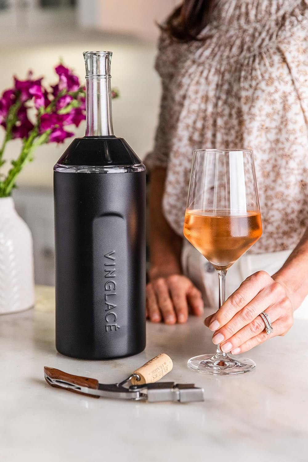 Vinglacé Portable Wine Bottle Chiller - Stainless Steel Champagne Insulator - Black Wine Cooler Sleeve for Optimal Temperature Maintenance - thewrightstore